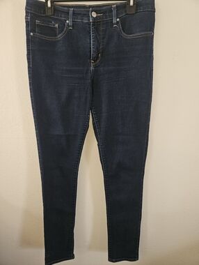 Levis Shaping Skinny Jeans Size 31